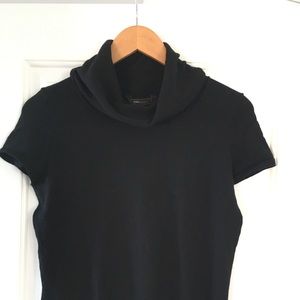 Short sleeved sweater